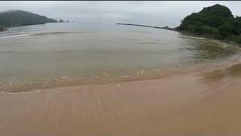 Explorando a Serenidade da Praia em Masuda